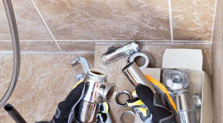 Professional gutter cleaning in Frierson, LA